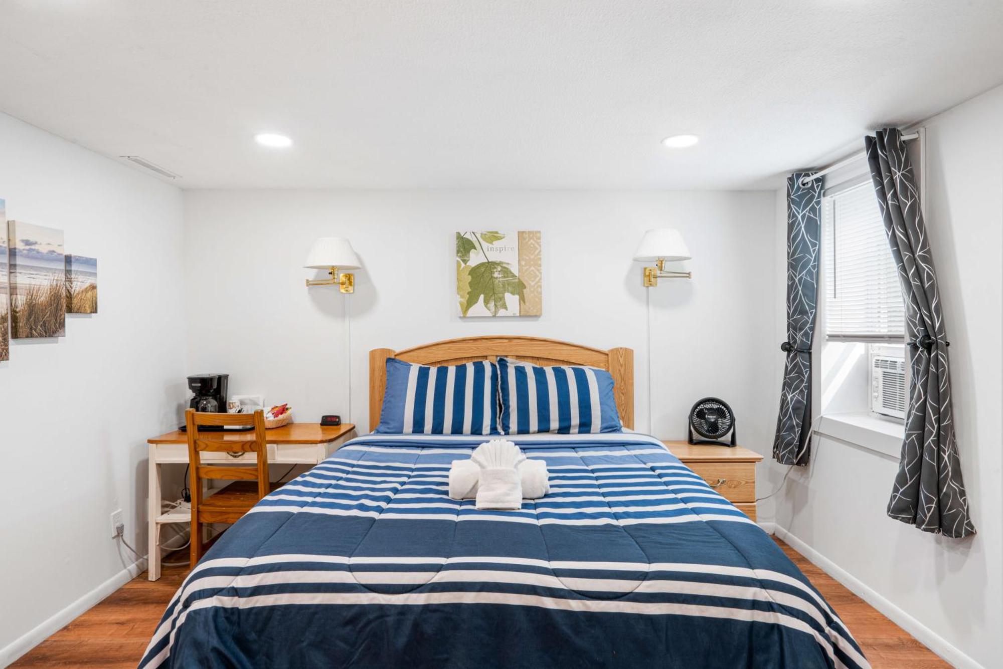 South Arm Retreats Motel East Jordan Ngoại thất bức ảnh