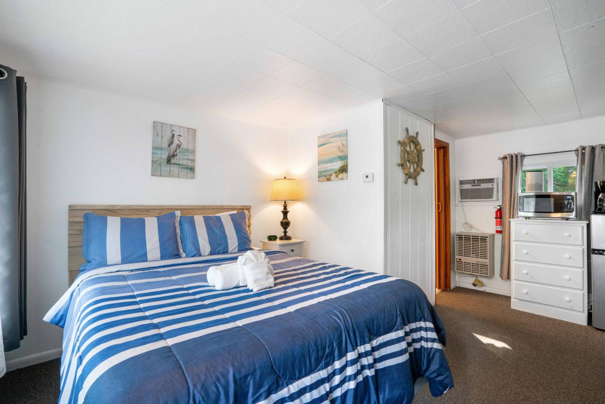 South Arm Retreats Motel East Jordan Ngoại thất bức ảnh