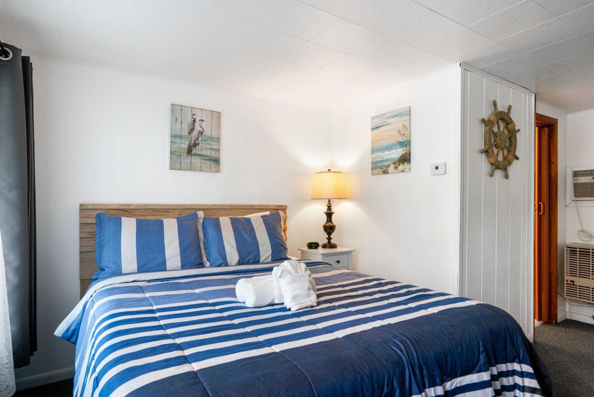 South Arm Retreats Motel East Jordan Ngoại thất bức ảnh