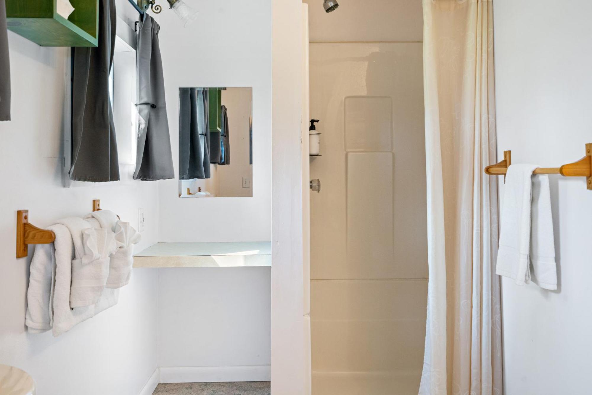 South Arm Retreats Motel East Jordan Ngoại thất bức ảnh